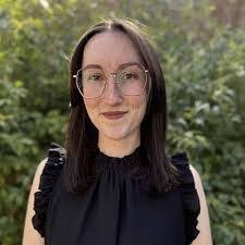 Kasi Hill's Instagram, Twitter & Facebook