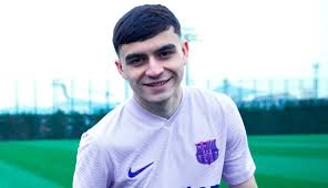 This is not barcelona's kit. Barca Presents The Second Kit For The 21 22 Season