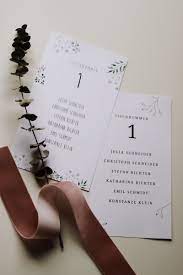 Alternativ können sie sich auch eigene tischkarten in word basteln: Diy Sitzplan Und Tischkarten Fur Die Hochzeit Kostenlose Vorlagen