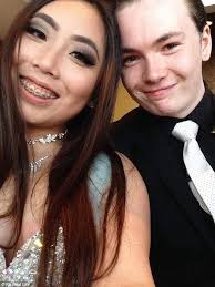 Toronto student earns thousands 'dating' sugar daddies