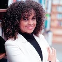 Roberta Rivas's Instagram, Twitter & Facebook