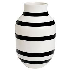Black And White Striped Vase Kahler Omaggio Maljakko Iso Musta Large Ceramic Vase Vase Large Vase