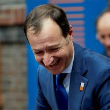 Eric wiebes, minister van economische zaken en klimaat, kondigde eind april een nieuwe stimuleringsregeling voor zonnepanelen aan. 5 Ongelukkige Uitspraken Van Eric Wiebes