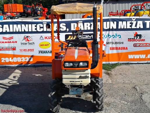 Kubota B1400 Tractor