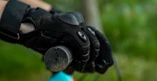 4.1 alat dan bahan cara membuat kerajinan dari sabun: Tips Gampang Memilih Sarung Tangan Sepeda Biar Gowes Lebih Nyaman