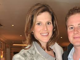 Lizzy Wilson's Instagram, Twitter & Facebook