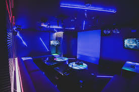 Looking for the ultimate VIP karaoke experience? 🎤✨ Room 5 at Barna KTV &  Lounge is perfect for your group of 15-20 people. With modern design,  premium sound, and an exclusive vibe,