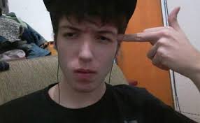 Salve pessoal uma gameplay pra descontrair nos ajude compartilhando e se inscrevam no meu canal do youtube se vocês gostarem vou trazer mais videos como. Massacre Pode Ser Alerta Sobre O Perigo De Jogos Violentos Comportamento Pleno News