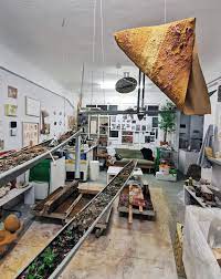 Admission admittedly 33 cream creamy ice cream 34 appropriate appropriation 35 root 36 compare comparable incomparable comparative comparatively 37 human inhuman humanity 38 slay (slew, slain) 39 persist persistent persistence 40 wide widen 41 width 42 quarter 43 vanish 44 stir 45 opening 46. Kunstlerhaus Stuttgart