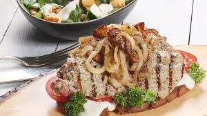Rostbratl Vom Grill Ist Eine Spezialitat Aus Thuringen Christian Henze Prasentiert Seinen Favoriten Dazu Gibt Es Fris Rezepte Lebensmittel Essen Sommerkuchen