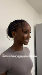 Guys In this uni Kent place, if I want anything my friends will make it  happen 🤣 Book my sis for your braids cuz this was the best thing ever 🤍  message her!