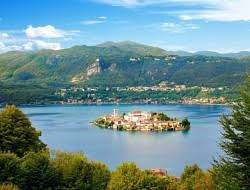 Eine kabine stürzte zirka 300. Seilbahn Von Laveno Lago Maggiore