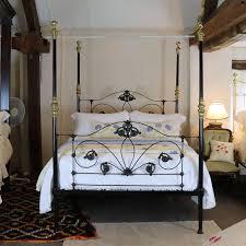 Christopher knight home asa queen size iron canopy bed frame with upholstered studded headboard, gray and flat black. Cast Iron Four Poster Bed M4p24 At 1stdibs