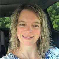 Holly Batzel's Instagram, Twitter & Facebook