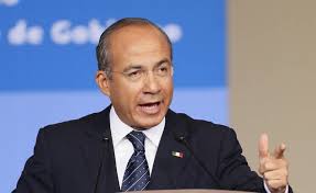 Luis felipe bravo mena president. El Expresidente Mexicano Felipe Calderon Renuncia Al Partido Accion Nacional Internacional El Pais