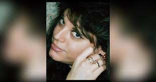 Lisa Pasco's Instagram, Twitter & Facebook