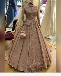 Having A Unique Wedding Dress Indian Wedding Gowns Gowns Indian Gowns Dresses