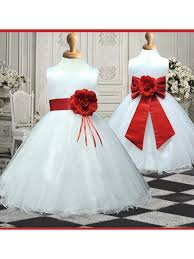 Das stilvolle kleid passt gut zu festlichen und förmlichen gelegenheiten, wie zum beispiel hochzeit ,cocktail, party, picknick,feier, abendessen, rockabilly. Blumenmadchenkleider Vintage Festliche Kleider Blumenkinder Gunstig Fur Hochzeiten Efello Efello
