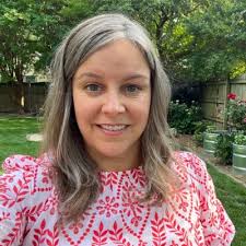 On to the next chapter! 👋🏿 Today was my official last day at iHeartRadio  working as a Social Media Assistant for the Black Information Network. I am  so thankful for opportunity and