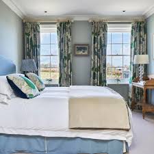 There are plenty of pieces of the puzzle to consider when weighing bedroom window treatment ideas. Bedroom Curtain Ideas To Create A Cosy And Peaceful Sleeping Space