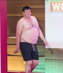 Mark labbett is a keen stats keeper, keeping track of all numbers related to the show. Wy6itrcqbe923m