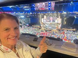 Carol Keffer's Instagram, Twitter & Facebook