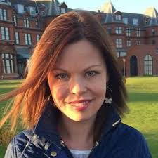 Elin Martin's Instagram, Twitter & Facebook