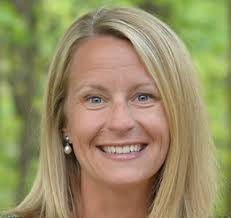 Paulette Bradley's Instagram, Twitter & Facebook