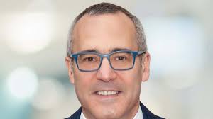 Lawrence Blumberg's Instagram, Twitter & Facebook