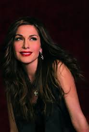 She is an actress, known for dyo xenoi (1997), sto para 5 (2005) and se eida. Despina Vandi Fun Club Home Facebook