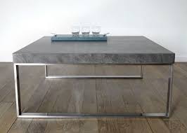 Ici, le relooking d'une table basse en bois en table moderne et contemporaine, grâce. Tables Basses Et Tables Repas Avec Plateau En Beton Cire Atelier B