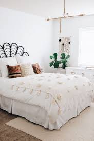 Check spelling or type a new query. A Mix Of Mid Century Modern Bohemian And Industrial Interior Style Home And Apartment Decor Decoration Id Apartment Decor Cheap Home Decor Bedroom Design
