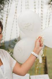 Hochzeitsballons Schriftzug Just Married Weiss Gold Hochzeitsballons Metallicdeko Hochzeitsdeko Luftballons Ballons Hochzeit Partydeko