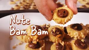 Eating it from the jar is never a bad idea, but. Biskut Ni Budak Suka Cik Ain Bagi Nama Nute Bam Bam Youtube
