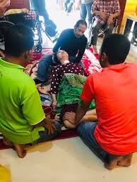 Kawan saya juga telah pergi ke rumahnya untuk rawatan slipped disc. Albo Slip Disc Centre Home Facebook