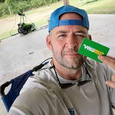 Scott Gabbert's Instagram, Twitter & Facebook