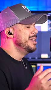 Me leva onde eu possa ouvir @crisbatiston @filhosdohomem , Nessa série de  vídeos covers, gravei canções que me marcaram, na minha caminhada com  Jesus. , Espero que vocês sejam edificados! 🔥, Vídeo ...