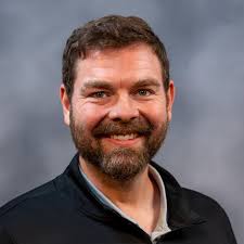 Jeffrey Storer's Instagram, Twitter & Facebook