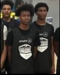MacIrvinFire Represent at Pangos.. Top 30 2028 BigTicket Amari Williams and  Darrius Hawkins… Top 60 @cbg_.kj Alvin Robinson lll and 8th graders  @ron_basketball_10 and @dkwiththeshifts 💪🏽#MacIrvinFire #NikeEybl  #Showtime