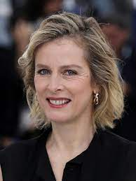 Découvrez sa biographie, le détail de ses 34 ans de carrière et toute son actualité. Karin Viard Allocine