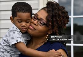 Keisha Carney's Instagram, Twitter & Facebook