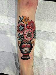 16 Exceptional Glass Vases Repurpose Ideas Flower Vase Tattoo Traditional Tattoo Flowers Tattoos