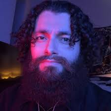 reshad (@ArtisticVisuals)