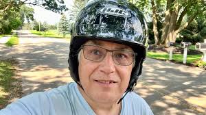 Mileage comparison between Vino 125 and Yamaha XMAX 300