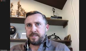 After much debate, Redmond School Board votes 4-1 to make masks optional,  starting March 2