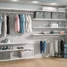Amenagement Dressing Ou Placard Avec Walk In Tres Bon Marche Amenagement Avec Bon Dressi Bedroom Organization Closet Wooden Closet Shelves Wooden Closet