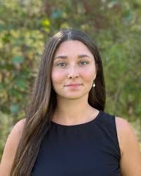 Ashley Dunne's Instagram, Twitter & Facebook