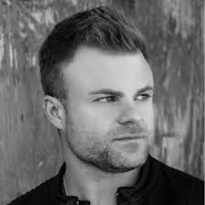 Benjamin Raynor (@MuddyBeatzENT1)