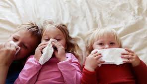 Der arzt kann die erkältungsbeschwerden des kranken babys oder kleinkinds behandeln und somit verhindern, dass komplikationen wie eine mittelohrentzündung oder lungenentzündung entstehen. Hausmittel Gegen Husten Und Schnupfen