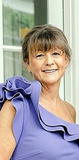 Amanda Gremillion's Instagram, Twitter & Facebook